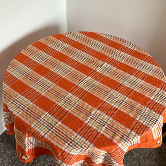 Romanian tablecloth w. napkins/placemat, mitten and hot plate support. - Picture 2 of 12